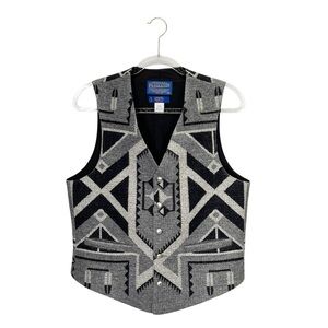 Vintage Pendleton Men’s Vest Size 38 Wool Cotton Gray Black Tribal Western Vtg